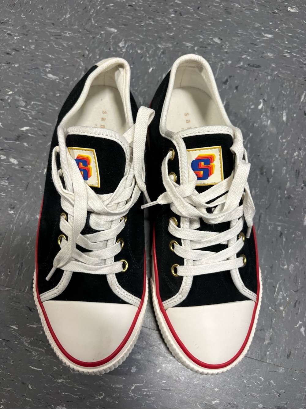 Sandro Black Low-Top Sneakers with White Trim and Red Stripe - Picture 2 of 8